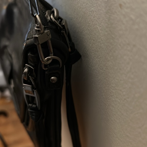 Kooba Black Leather Crossbody/Clutch - Picture 11 of 15